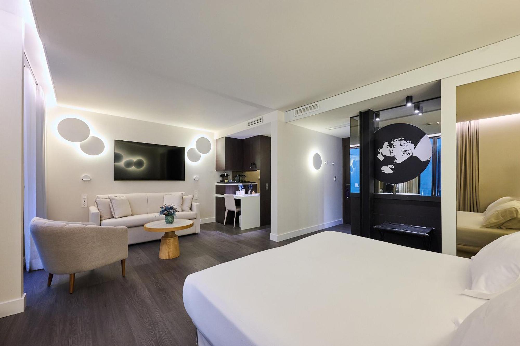 H10 Port Vell 4* Sup 4*