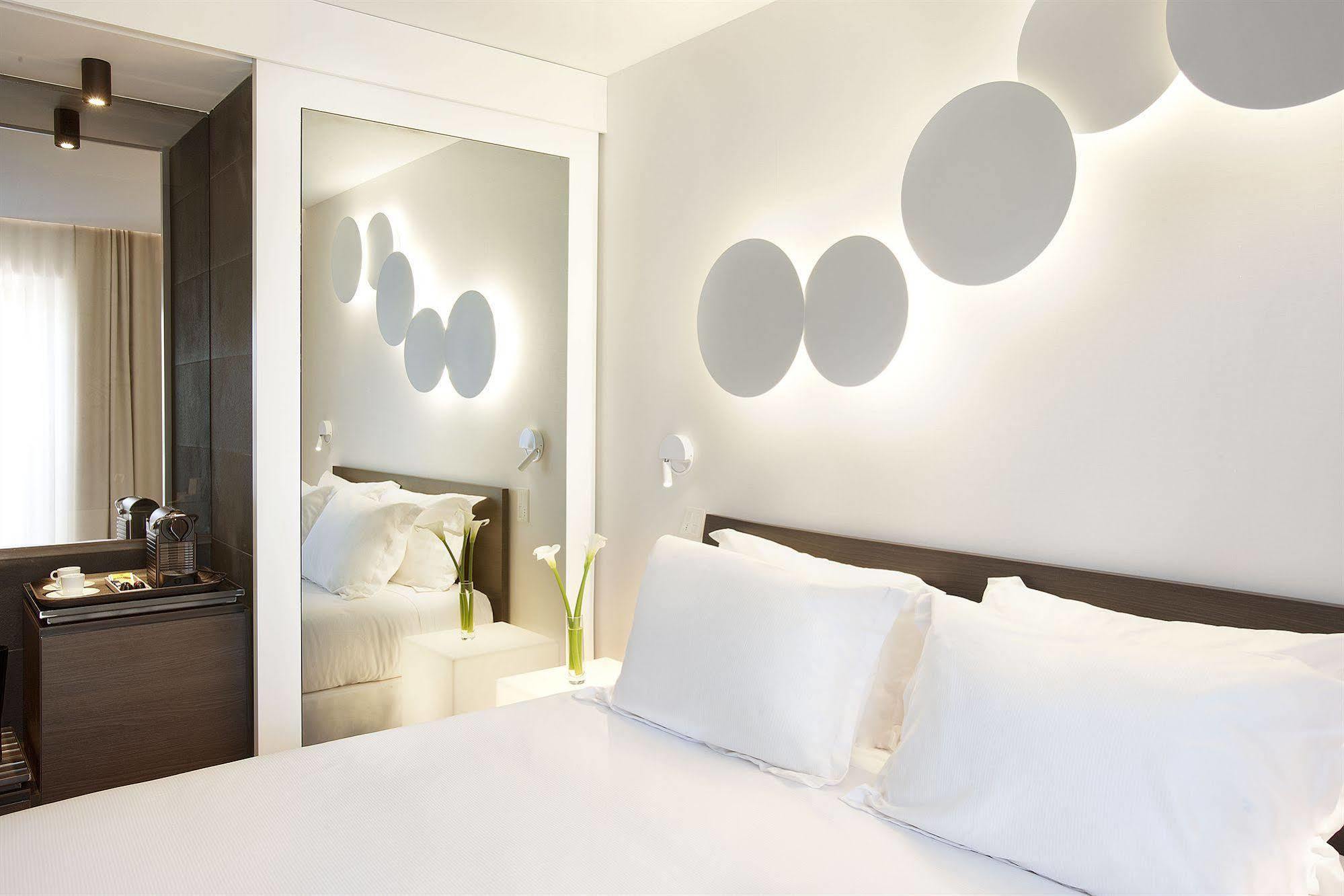 Hotel H10 Port Vell 4* Sup 4*