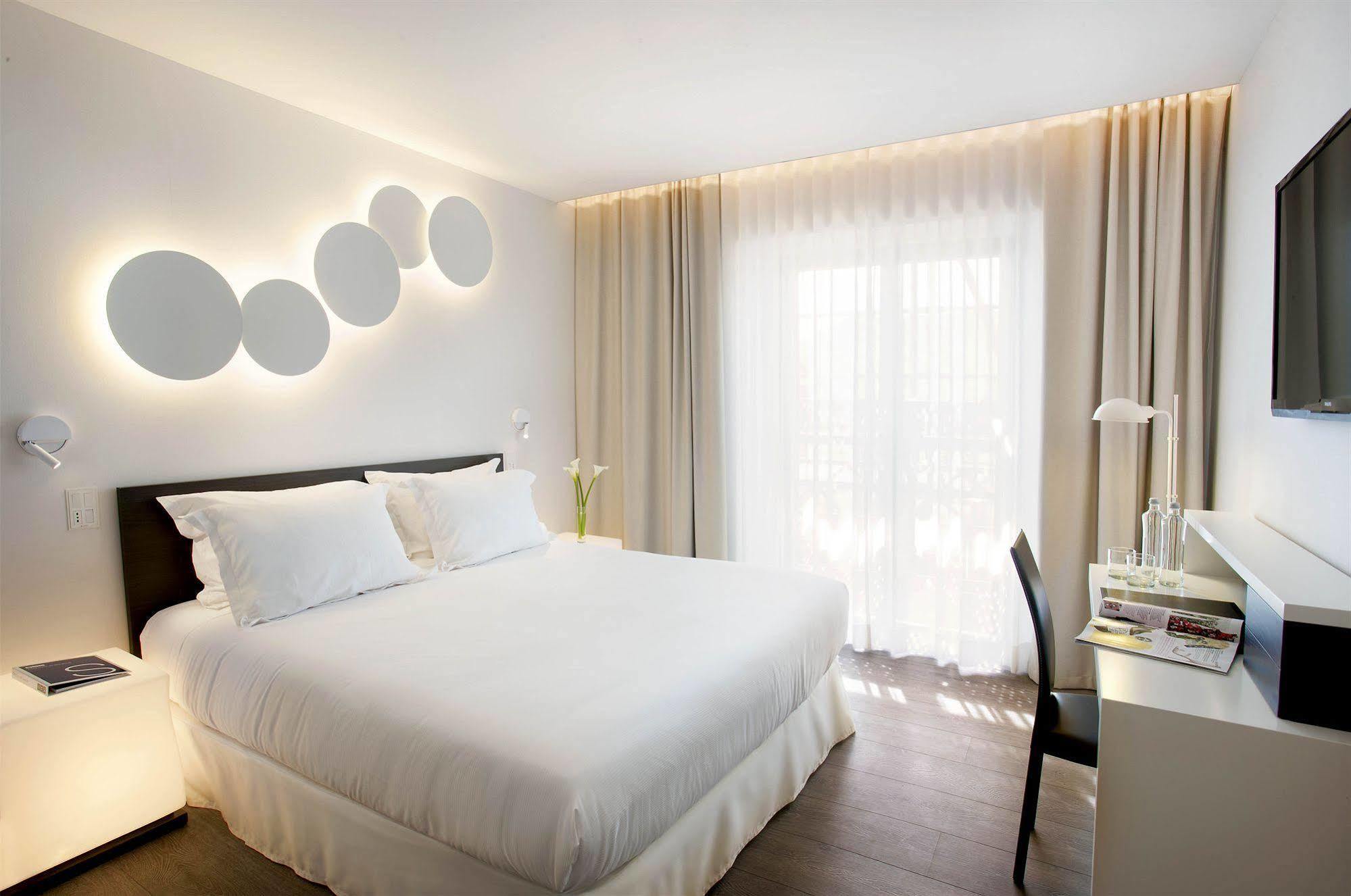 Hotel H10 Port Vell 4* Sup
